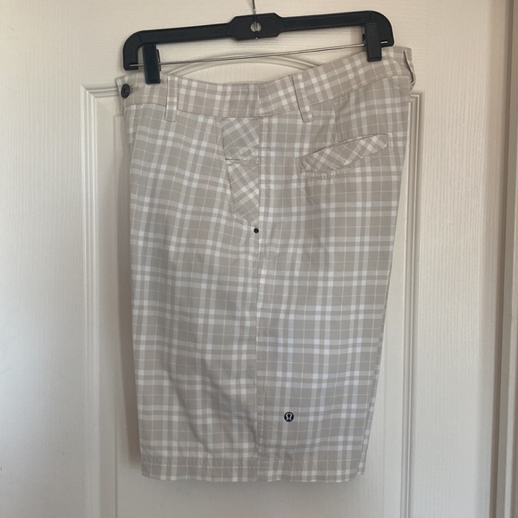 Lululemon Plaid Shorts - Picture 3 of 4